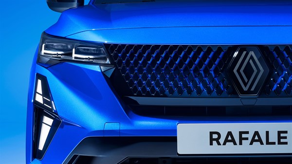 Renault Rafale E-Tech hybrid - SUV kupe hybrid 